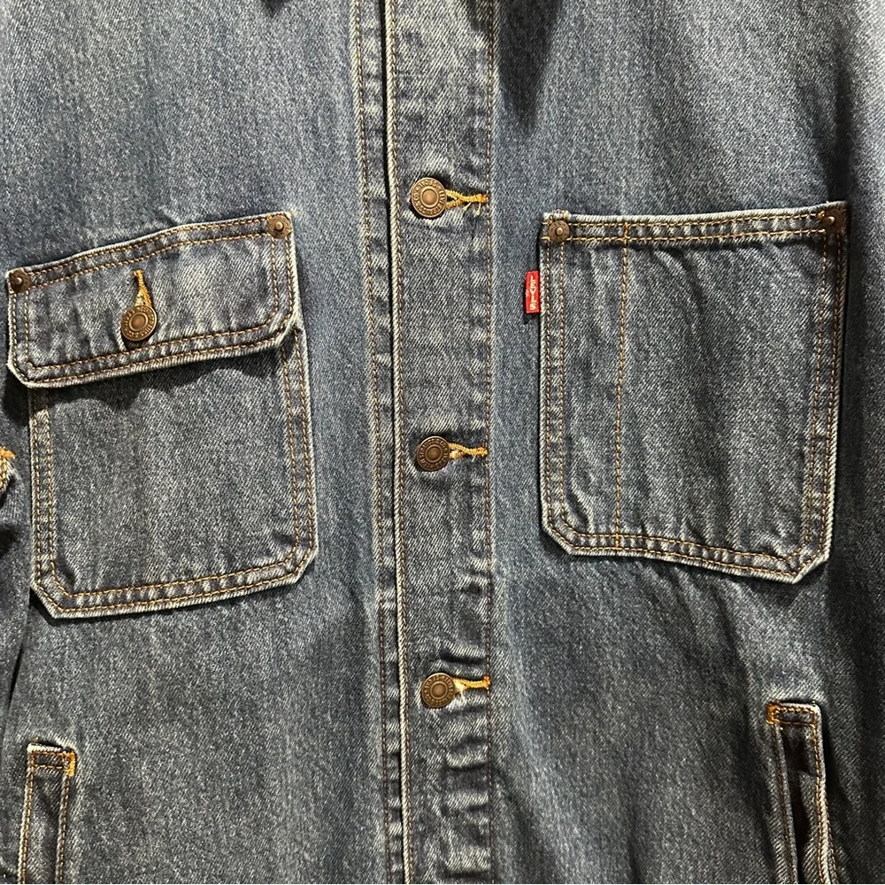 Levi’s Classic Trucker Jacket with Corduroy Collar – Men’s Medium – Like New! - Picture 4 of 6